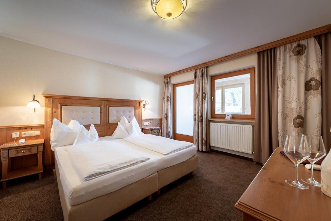 Hotel Alpenrose Pertisau Exteriör bild